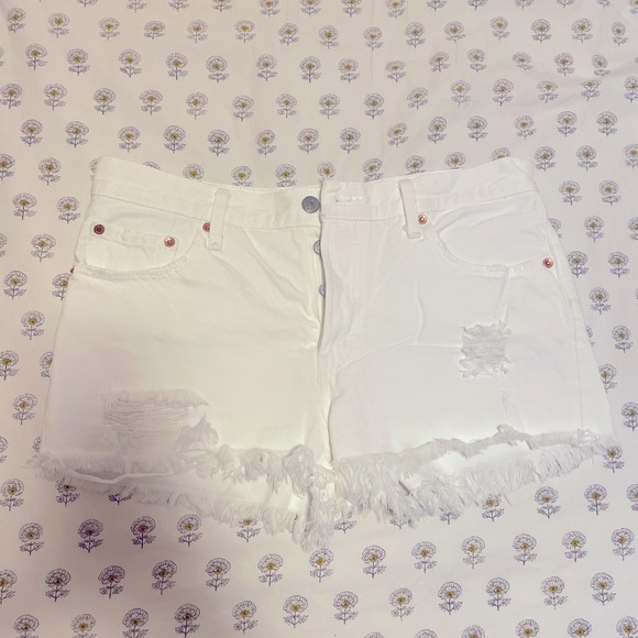 Levi’s 501 mid-rise denim shorts - Supersonic - Picture 1 of 2